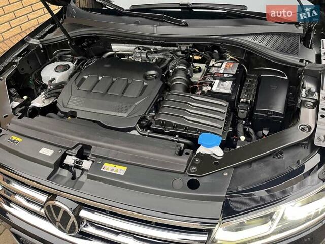 Чорний Фольксваген Тігуан, об'ємом двигуна 1.97 л та пробігом 164 тис. км за 35000 $, фото 39 на Automoto.ua