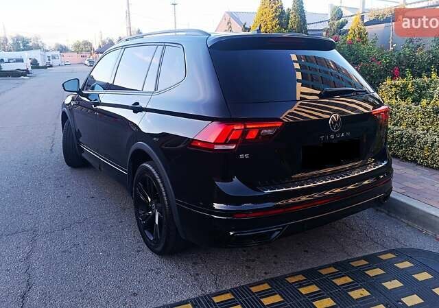 Черный Фольксваген Тигуан, объемом двигателя 2 л и пробегом 89 тыс. км за 26900 $, фото 59 на Automoto.ua