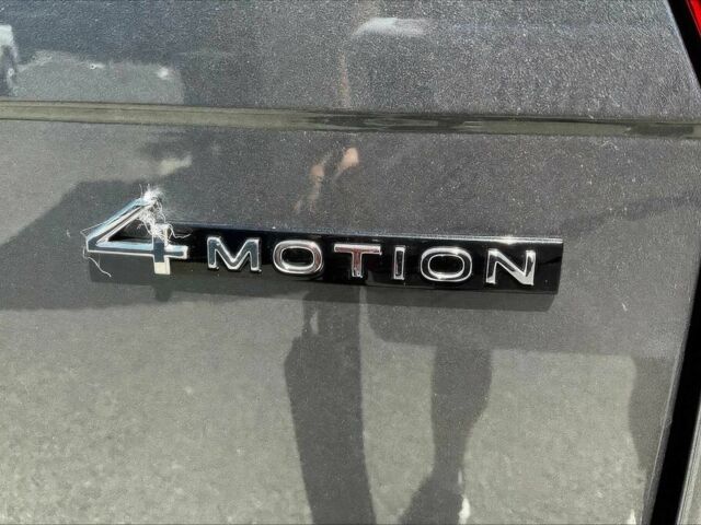 Черный Фольксваген Тигуан, объемом двигателя 2 л и пробегом 11 тыс. км за 7800 $, фото 22 на Automoto.ua