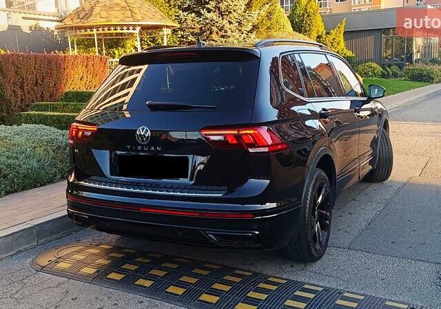 Черный Фольксваген Тигуан, объемом двигателя 2 л и пробегом 89 тыс. км за 26900 $, фото 55 на Automoto.ua
