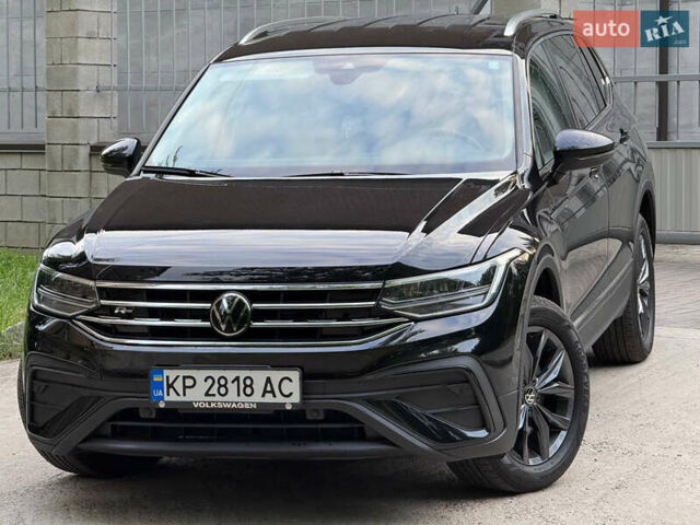Черный Фольксваген Тигуан, объемом двигателя 1.98 л и пробегом 19 тыс. км за 27499 $, фото 1 на Automoto.ua