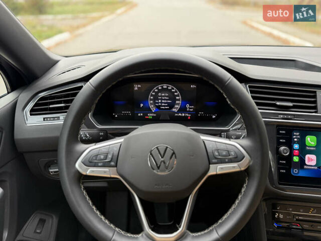Чорний Фольксваген Тігуан, об'ємом двигуна 1.98 л та пробігом 6 тис. км за 29500 $, фото 23 на Automoto.ua