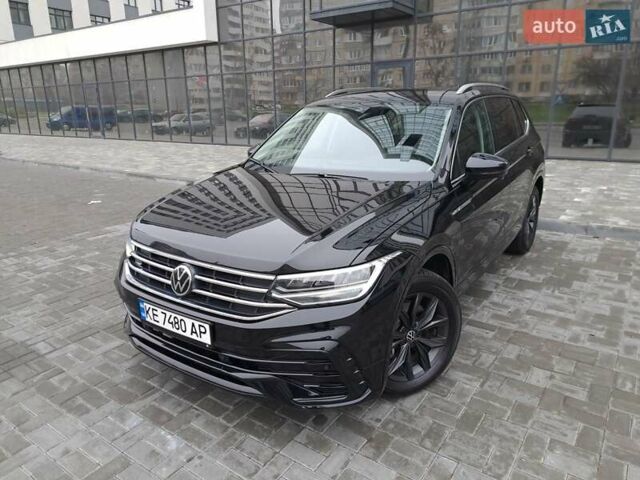 Чорний Фольксваген Тігуан, об'ємом двигуна 1.98 л та пробігом 4 тис. км за 28900 $, фото 7 на Automoto.ua