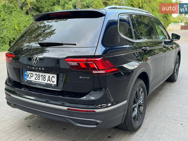 Черный Фольксваген Тигуан, объемом двигателя 1.98 л и пробегом 19 тыс. км за 27499 $, фото 8 на Automoto.ua