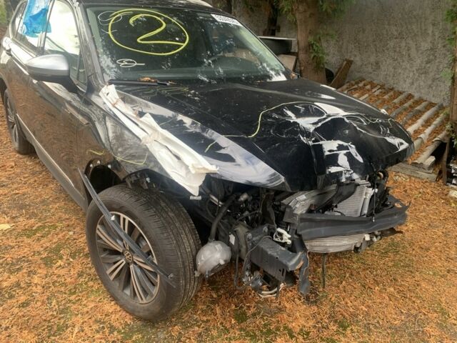 Чорний Фольксваген Тігуан, об'ємом двигуна 0 л та пробігом 13 тис. км за 12900 $, фото 8 на Automoto.ua