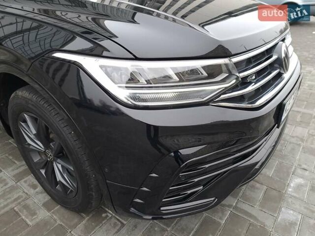 Чорний Фольксваген Тігуан, об'ємом двигуна 1.98 л та пробігом 4 тис. км за 28900 $, фото 6 на Automoto.ua