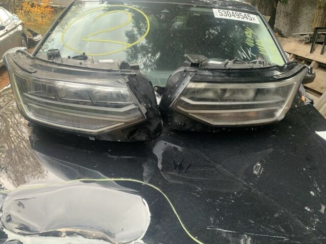 Чорний Фольксваген Тігуан, об'ємом двигуна 2 л та пробігом 14 тис. км за 12900 $, фото 5 на Automoto.ua