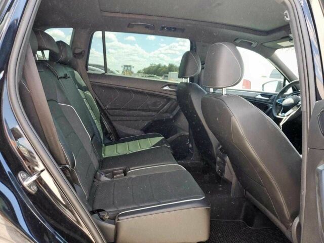 Черный Фольксваген Тигуан, объемом двигателя 2 л и пробегом 15 тыс. км за 9900 $, фото 11 на Automoto.ua