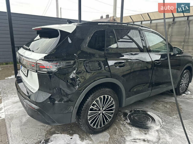 Черный Фольксваген Тигуан, объемом двигателя 1.97 л и пробегом 2 тыс. км за 32500 $, фото 5 на Automoto.ua