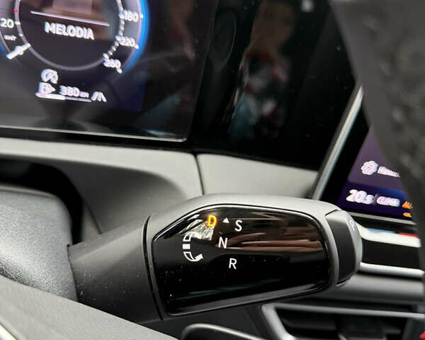 Чорний Фольксваген Тігуан, об'ємом двигуна 2 л та пробігом 1 тис. км за 48700 $, фото 20 на Automoto.ua