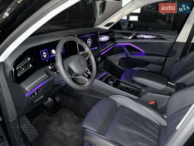 Черный Фольксваген Тигуан, объемом двигателя 1.97 л и пробегом 2 тыс. км за 32500 $, фото 13 на Automoto.ua