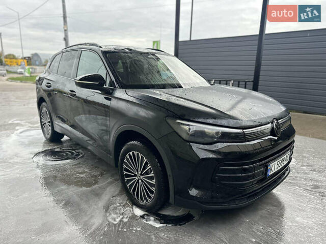 Черный Фольксваген Тигуан, объемом двигателя 1.97 л и пробегом 2 тыс. км за 32500 $, фото 2 на Automoto.ua