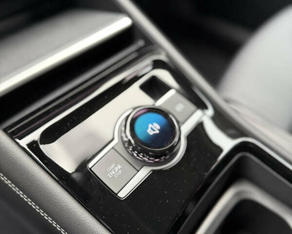 Чорний Фольксваген Тігуан, об'ємом двигуна 2 л та пробігом 1 тис. км за 48700 $, фото 7 на Automoto.ua