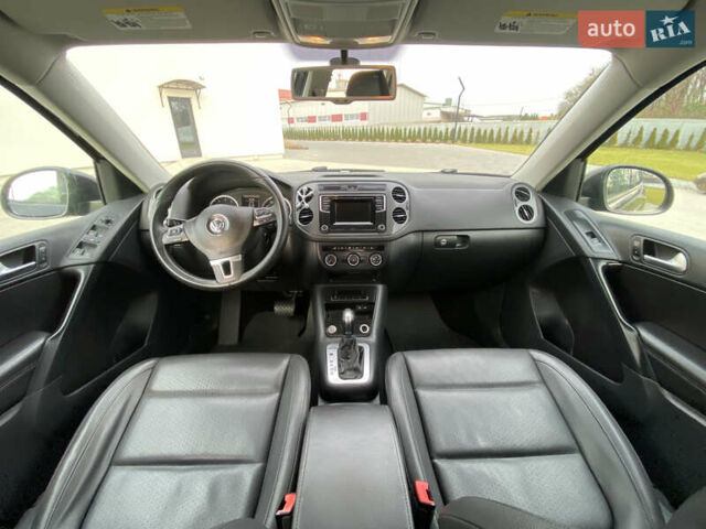 Фіолетовий Фольксваген Тігуан, об'ємом двигуна 1.98 л та пробігом 233 тис. км за 11800 $, фото 18 на Automoto.ua