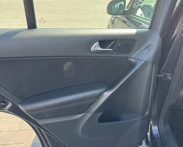 Фіолетовий Фольксваген Тігуан, об'ємом двигуна 1.98 л та пробігом 142 тис. км за 14300 $, фото 18 на Automoto.ua