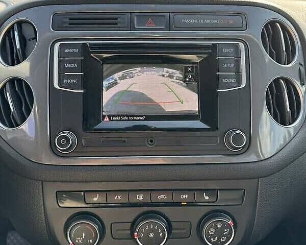 Фіолетовий Фольксваген Тігуан, об'ємом двигуна 1.98 л та пробігом 142 тис. км за 14300 $, фото 11 на Automoto.ua