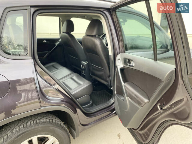 Фіолетовий Фольксваген Тігуан, об'ємом двигуна 1.98 л та пробігом 233 тис. км за 11800 $, фото 14 на Automoto.ua