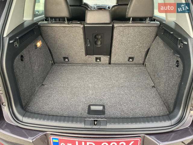 Фіолетовий Фольксваген Тігуан, об'ємом двигуна 1.98 л та пробігом 233 тис. км за 11800 $, фото 23 на Automoto.ua