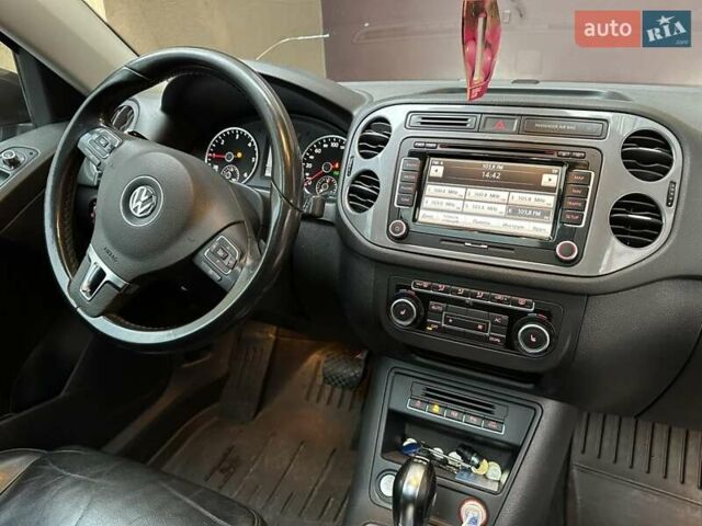 Коричневий Фольксваген Тігуан, об'ємом двигуна 1.97 л та пробігом 208 тис. км за 14300 $, фото 12 на Automoto.ua