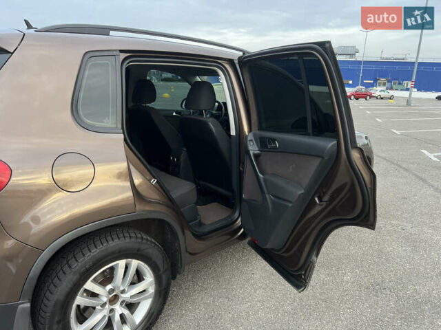 Коричневый Фольксваген Тигуан, объемом двигателя 2 л и пробегом 251 тыс. км за 13500 $, фото 21 на Automoto.ua