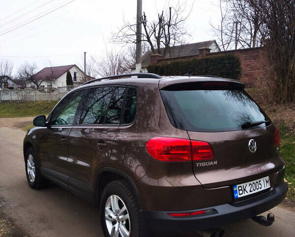 Коричневий Фольксваген Тігуан, об'ємом двигуна 2 л та пробігом 175 тис. км за 14950 $, фото 3 на Automoto.ua