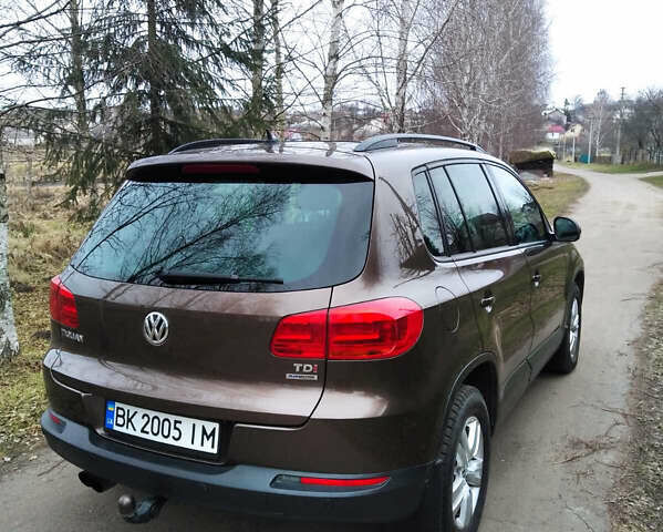 Коричневий Фольксваген Тігуан, об'ємом двигуна 2 л та пробігом 175 тис. км за 14950 $, фото 2 на Automoto.ua