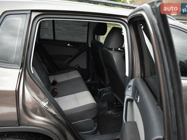 Коричневый Фольксваген Тигуан, объемом двигателя 1.97 л и пробегом 300 тыс. км за 13800 $, фото 15 на Automoto.ua