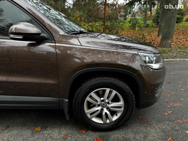 Коричневый Фольксваген Тигуан, объемом двигателя 2 л и пробегом 351 тыс. км за 13490 $, фото 4 на Automoto.ua