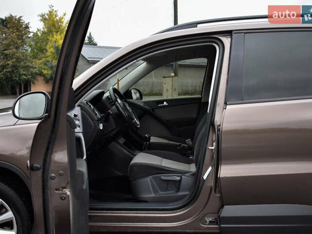 Коричневый Фольксваген Тигуан, объемом двигателя 1.97 л и пробегом 300 тыс. км за 13800 $, фото 10 на Automoto.ua