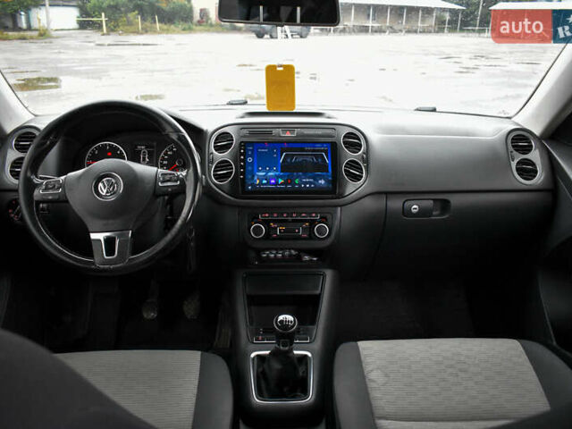 Коричневый Фольксваген Тигуан, объемом двигателя 1.97 л и пробегом 300 тыс. км за 13800 $, фото 19 на Automoto.ua