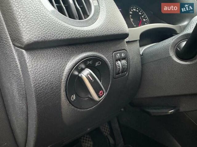 Коричневый Фольксваген Тигуан, объемом двигателя 2 л и пробегом 351 тыс. км за 13490 $, фото 12 на Automoto.ua