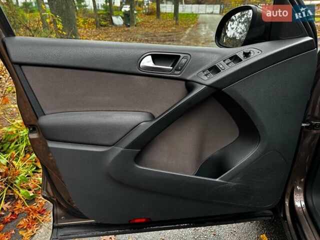 Коричневый Фольксваген Тигуан, объемом двигателя 2 л и пробегом 351 тыс. км за 13490 $, фото 10 на Automoto.ua