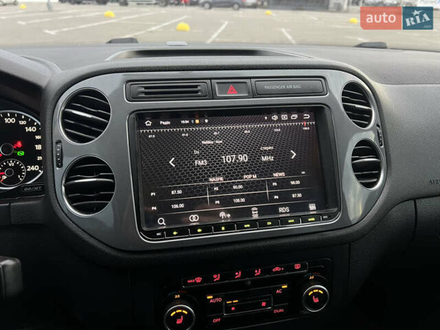 Коричневый Фольксваген Тигуан, объемом двигателя 2 л и пробегом 251 тыс. км за 13500 $, фото 29 на Automoto.ua