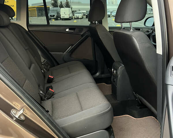 Коричневый Фольксваген Тигуан, объемом двигателя 2 л и пробегом 251 тыс. км за 13500 $, фото 20 на Automoto.ua