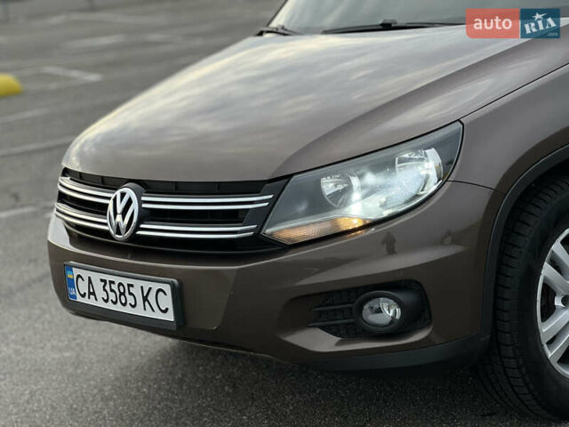 Коричневый Фольксваген Тигуан, объемом двигателя 2 л и пробегом 251 тыс. км за 13500 $, фото 12 на Automoto.ua