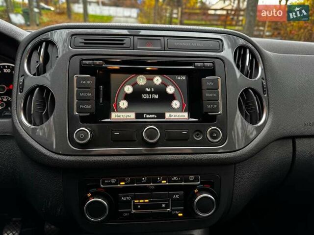 Коричневый Фольксваген Тигуан, объемом двигателя 2 л и пробегом 351 тыс. км за 13490 $, фото 16 на Automoto.ua