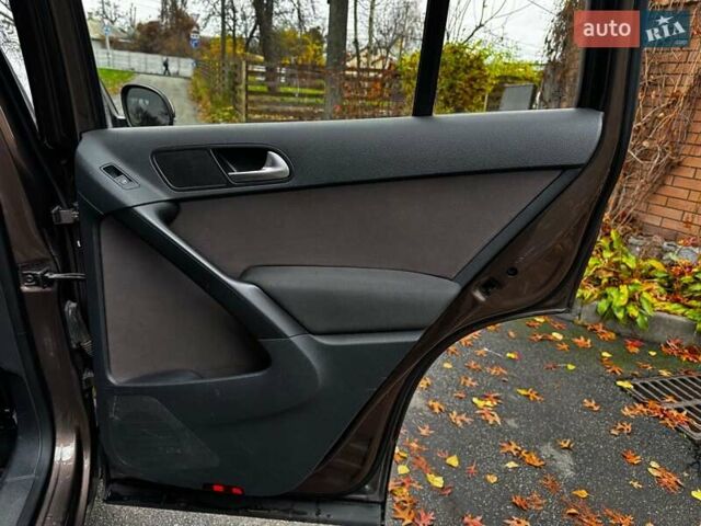 Коричневый Фольксваген Тигуан, объемом двигателя 2 л и пробегом 351 тыс. км за 13490 $, фото 26 на Automoto.ua