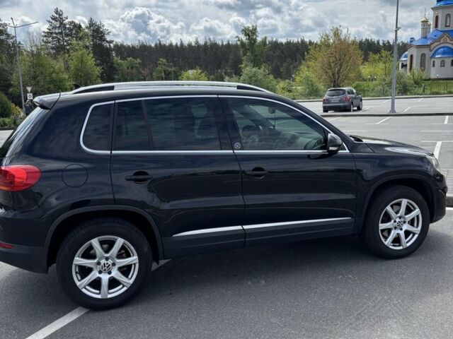 Коричневый Фольксваген Тигуан, объемом двигателя 2 л и пробегом 150 тыс. км за 14000 $, фото 2 на Automoto.ua