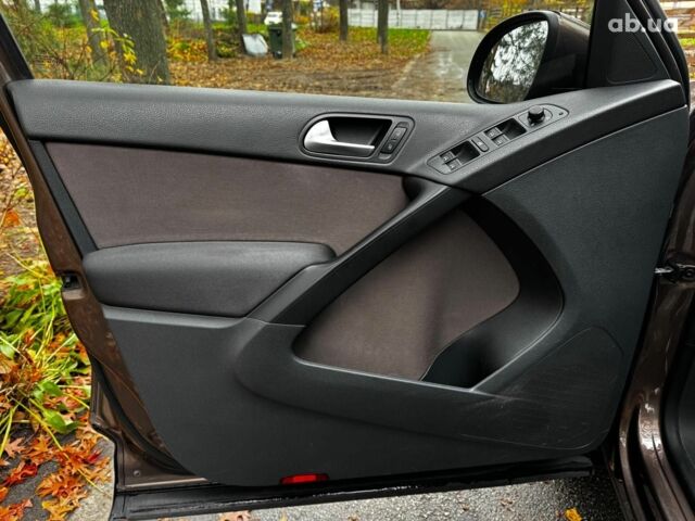 Коричневый Фольксваген Тигуан, объемом двигателя 2 л и пробегом 351 тыс. км за 13490 $, фото 10 на Automoto.ua