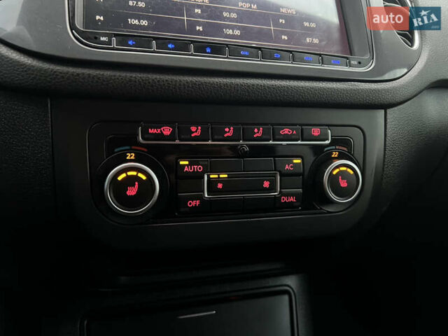 Коричневый Фольксваген Тигуан, объемом двигателя 2 л и пробегом 251 тыс. км за 13500 $, фото 4 на Automoto.ua