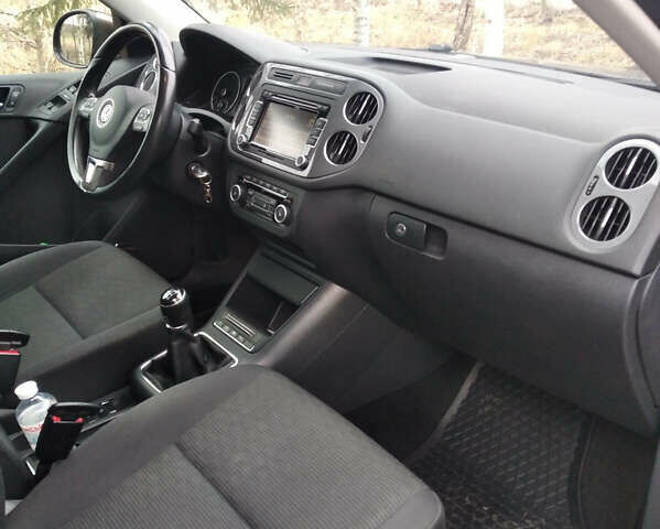 Коричневий Фольксваген Тігуан, об'ємом двигуна 2 л та пробігом 175 тис. км за 14950 $, фото 22 на Automoto.ua