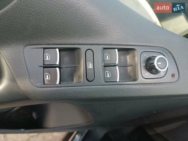 Коричневий Фольксваген Тігуан, об'ємом двигуна 2 л та пробігом 96 тис. км за 16700 $, фото 13 на Automoto.ua