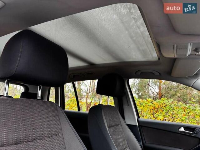 Коричневый Фольксваген Тигуан, объемом двигателя 2 л и пробегом 351 тыс. км за 13490 $, фото 33 на Automoto.ua