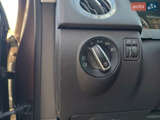 Коричневий Фольксваген Тігуан, об'ємом двигуна 2 л та пробігом 96 тис. км за 16700 $, фото 12 на Automoto.ua