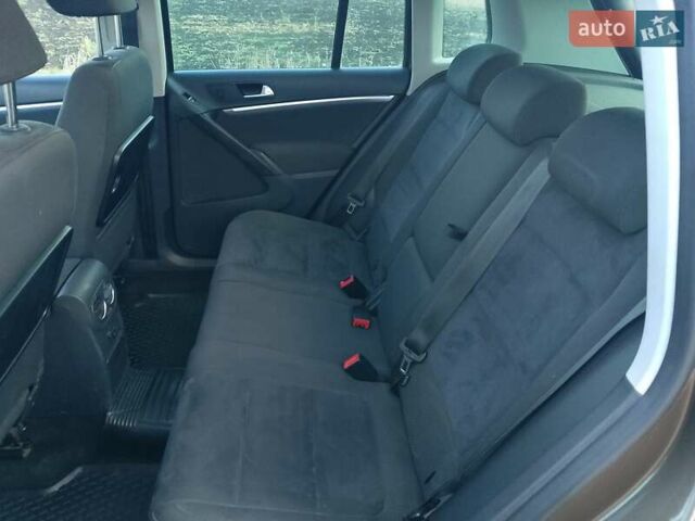 Коричневый Фольксваген Тигуан, объемом двигателя 1.97 л и пробегом 207 тыс. км за 13300 $, фото 18 на Automoto.ua