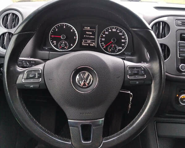 Коричневий Фольксваген Тігуан, об'ємом двигуна 2 л та пробігом 175 тис. км за 14950 $, фото 17 на Automoto.ua