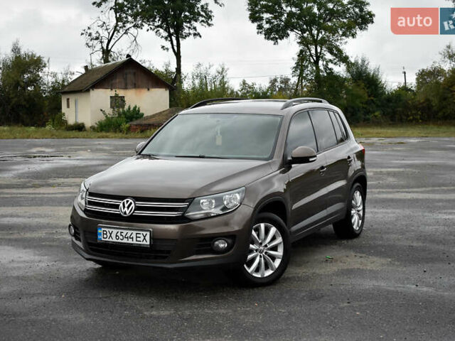 Коричневый Фольксваген Тигуан, объемом двигателя 1.97 л и пробегом 300 тыс. км за 13800 $, фото 1 на Automoto.ua