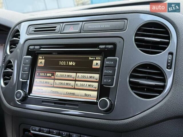 Фольксваген Тигуан 2013 в Киеве на Automoto.ua Коричневый Фольксваген Тигуан, объемом двигателя 1.99 л и пробегом 177 тыс. км за 15999 $, фото 43 на Automoto.ua