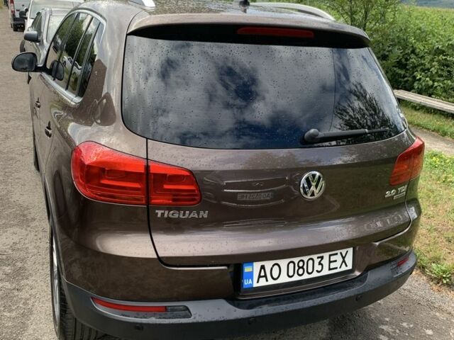 Коричневый Фольксваген Тигуан, объемом двигателя 2 л и пробегом 300 тыс. км за 15000 $, фото 3 на Automoto.ua