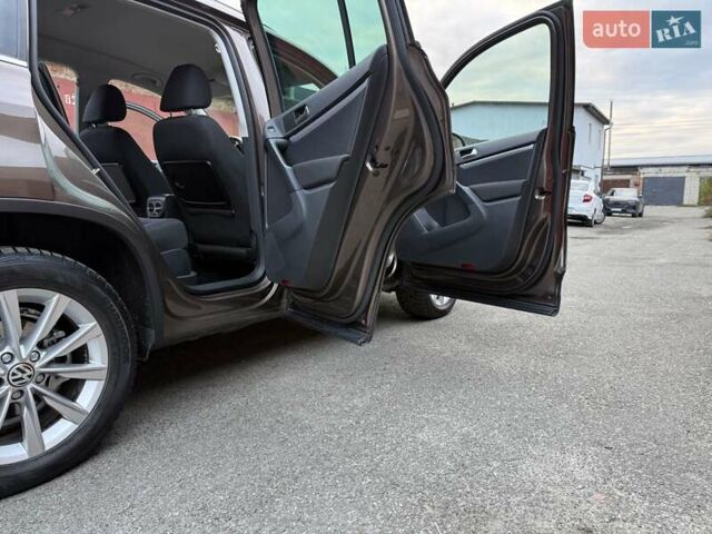 Фольксваген Тигуан 2013 в Киеве на Automoto.ua Коричневый Фольксваген Тигуан, объемом двигателя 1.99 л и пробегом 177 тыс. км за 15999 $, фото 35 на Automoto.ua